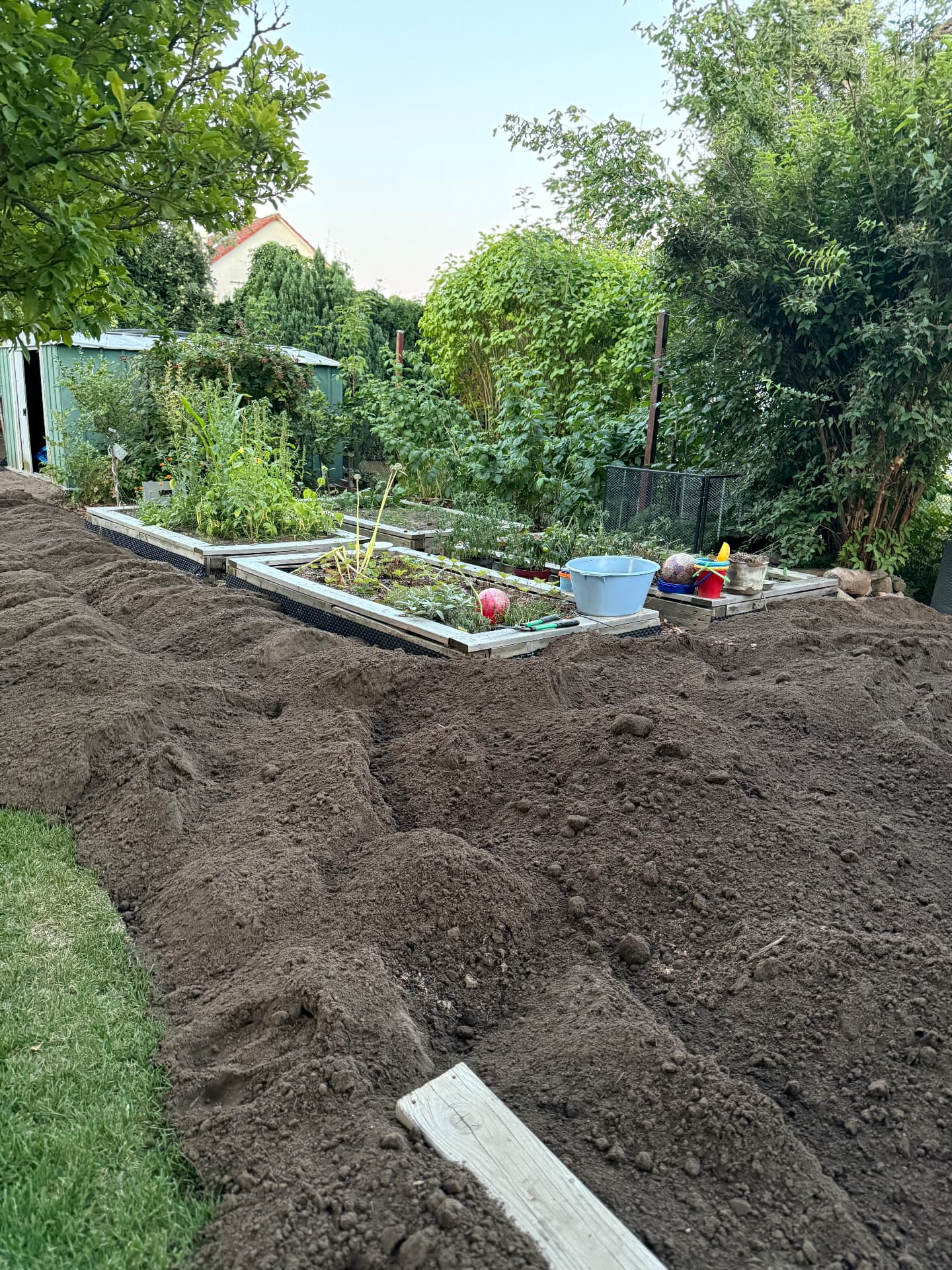 Erdarbeiten im Garten